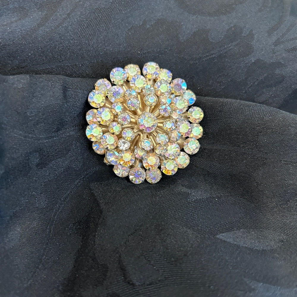 Elegant Gold and Crystal Brooch